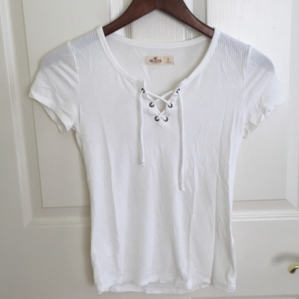 Ribbed lace up tee Hollister